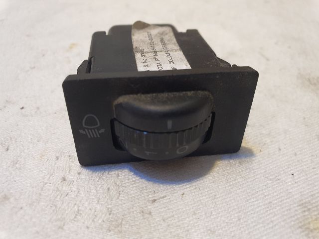 bontott TOYOTA COROLLA Fényszórómagasság Állító Kapcsoló