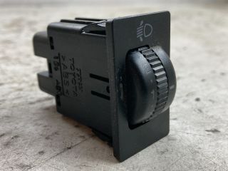 bontott TOYOTA COROLLA Fényszórómagasság Állító Kapcsoló