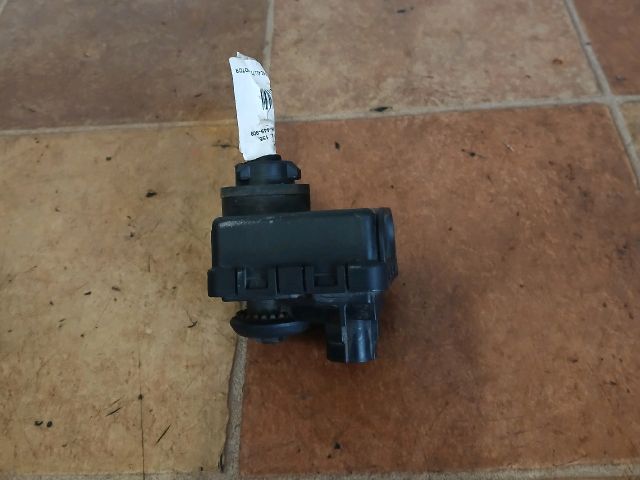 bontott TOYOTA COROLLA Fényszórómagasság Állító Motor (Pozíciófüggetlen)