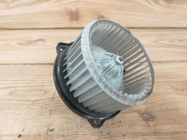 bontott TOYOTA COROLLA Fűtőmotor (Klímás)