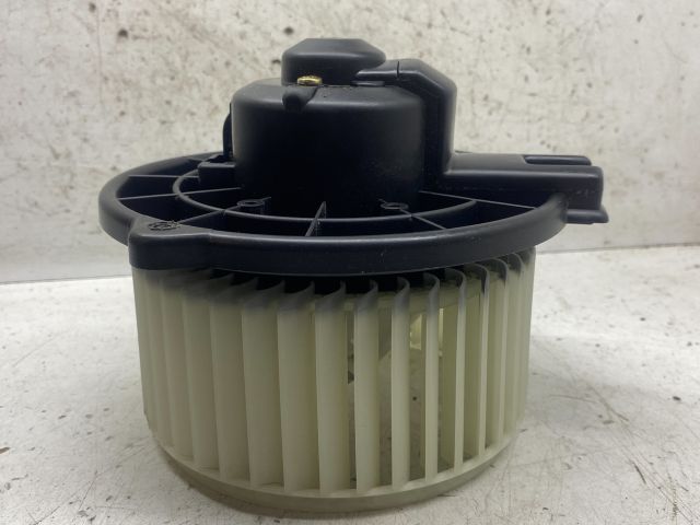 bontott TOYOTA COROLLA Fűtőmotor (Klímás)