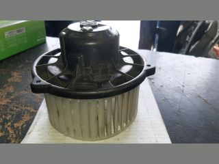 bontott TOYOTA COROLLA Fűtőmotor (Nem klímás)