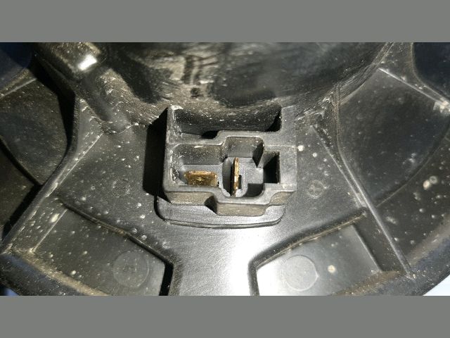 bontott TOYOTA COROLLA Fűtőmotor (Nem klímás)