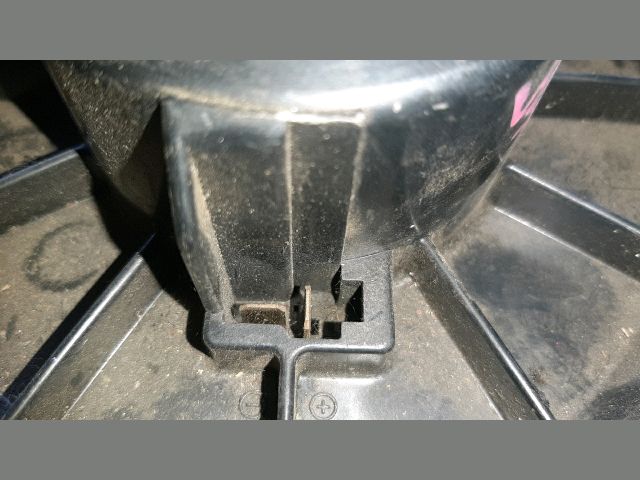 bontott TOYOTA COROLLA Fűtőmotor (Nem klímás)