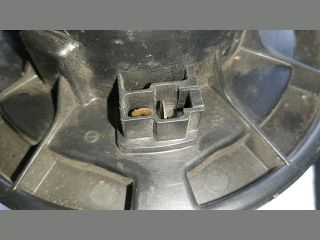 bontott TOYOTA COROLLA Fűtőmotor (Nem klímás)