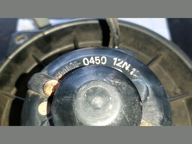 bontott TOYOTA COROLLA Fűtőmotor (Nem klímás)