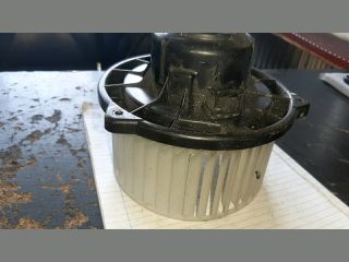 bontott TOYOTA COROLLA Fűtőmotor (Nem klímás)