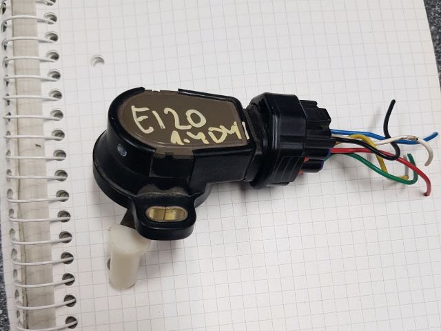 bontott TOYOTA COROLLA Gázpedál Jeladó