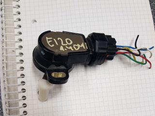 bontott TOYOTA COROLLA Gázpedál Jeladó