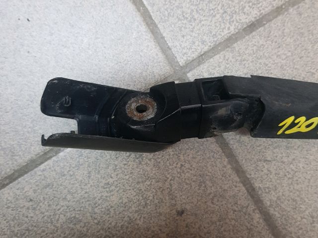 bontott TOYOTA COROLLA Hátsó Ablaktörlő Kar