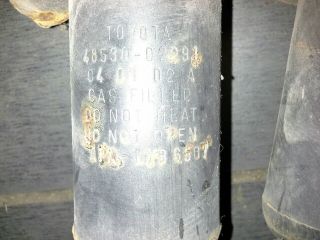 bontott TOYOTA COROLLA Hátsó Lengéscsillapító Pár