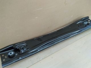 bontott TOYOTA COROLLA Hátsó Lökhárító Merevítő (Fém)