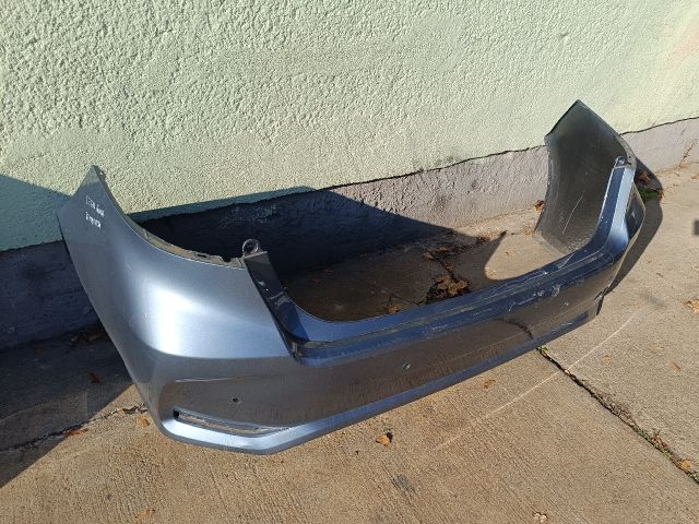 bontott TOYOTA COROLLA Hátsó Lökhárító (Részeivel)