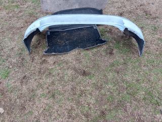 bontott TOYOTA COROLLA Hátsó Lökhárító (Részeivel)