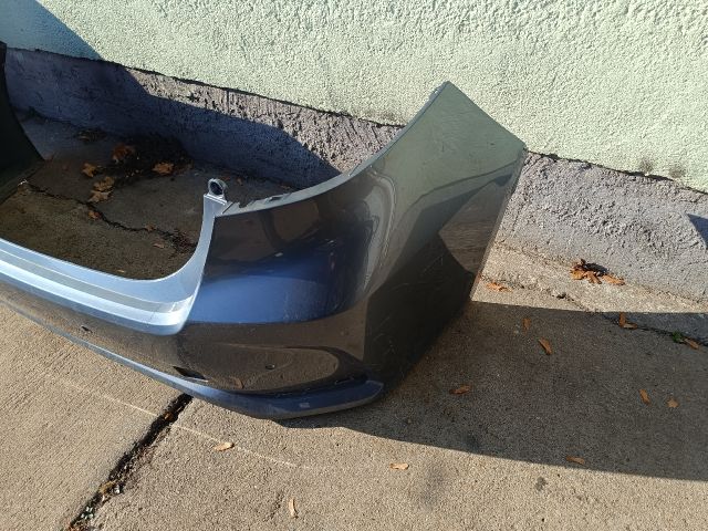 bontott TOYOTA COROLLA Hátsó Lökhárító (Részeivel)