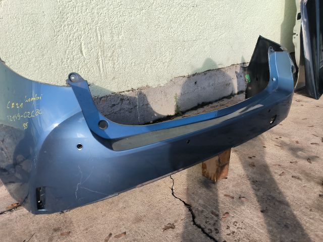 bontott TOYOTA COROLLA Hátsó Lökhárító (Részeivel)