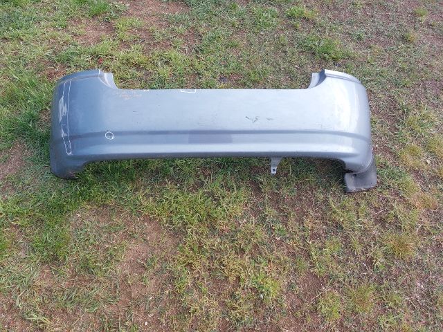 bontott TOYOTA COROLLA Hátsó Lökhárító (Részeivel)