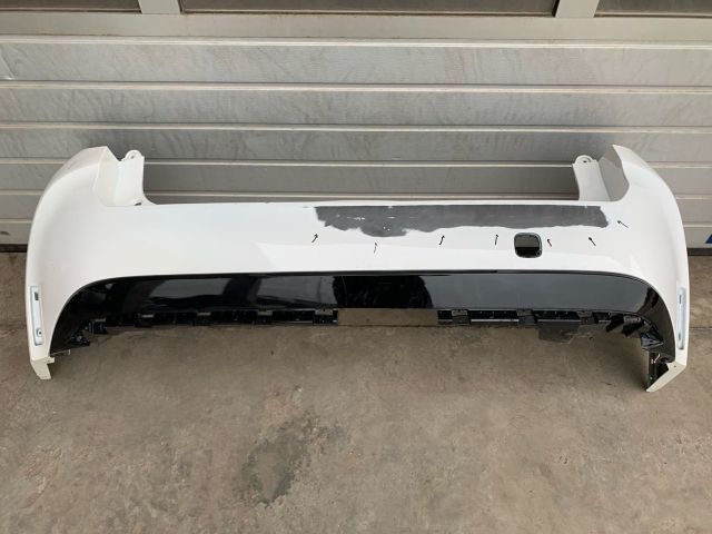 bontott TOYOTA COROLLA Hátsó Lökhárító (Üresen)