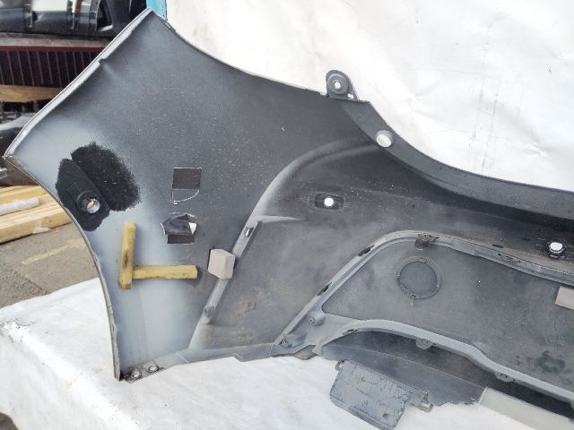 bontott TOYOTA COROLLA Hátsó Lökhárító (Üresen)