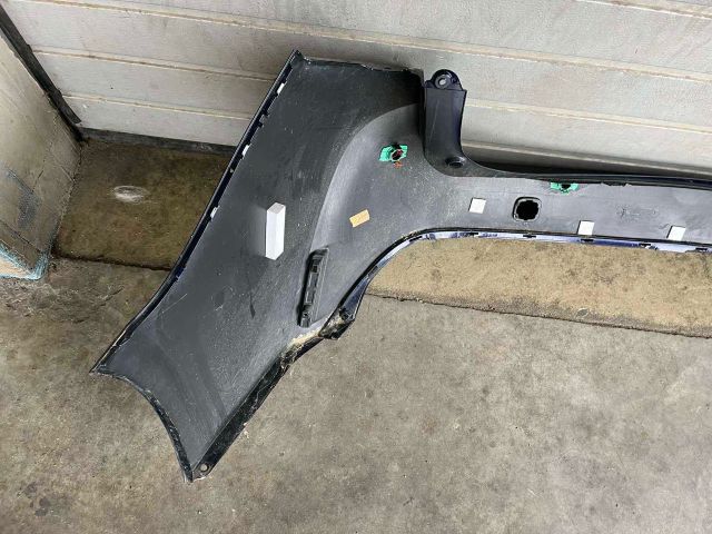 bontott TOYOTA COROLLA Hátsó Lökhárító (Üresen)