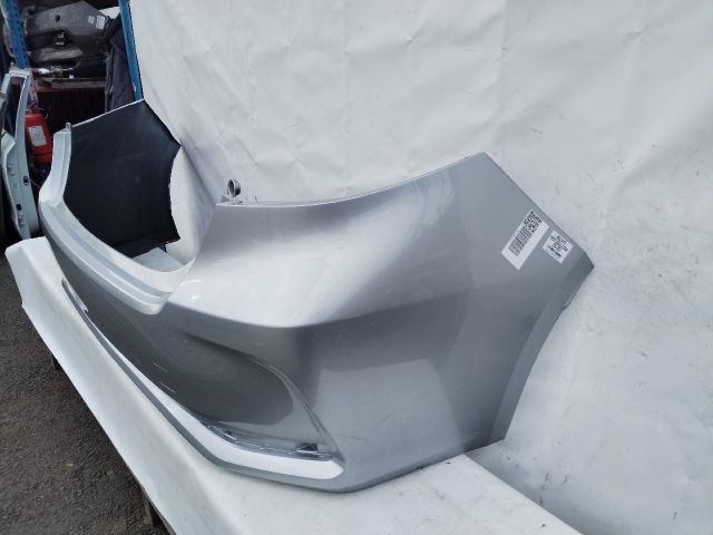 bontott TOYOTA COROLLA Hátsó Lökhárító (Üresen)