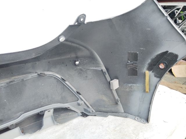 bontott TOYOTA COROLLA Hátsó Lökhárító (Üresen)