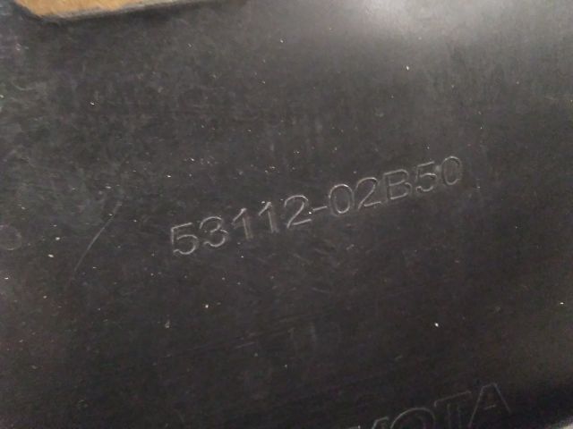 bontott TOYOTA COROLLA Hűtőrács