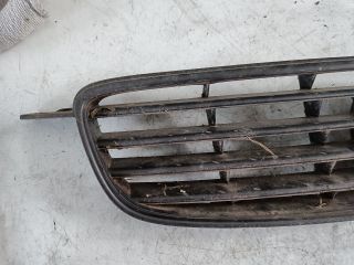 bontott TOYOTA COROLLA Hűtőrács