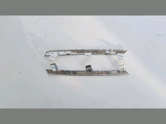 bontott TOYOTA COROLLA Hűtőrács