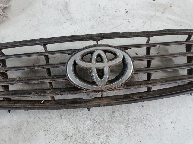 bontott TOYOTA COROLLA Hűtőrács