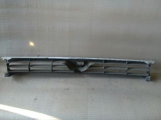 bontott TOYOTA COROLLA Hűtőrács