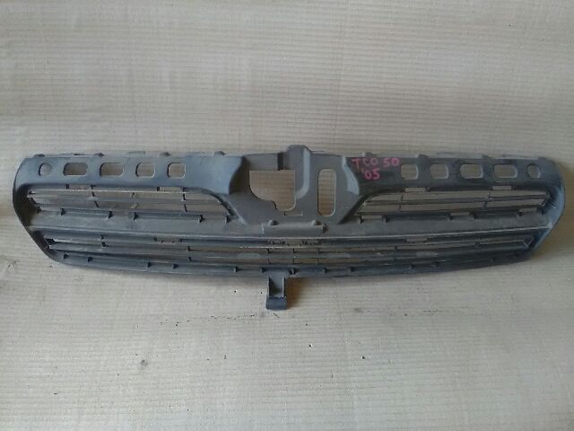 bontott TOYOTA COROLLA Hűtőrács