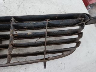 bontott TOYOTA COROLLA Hűtőrács