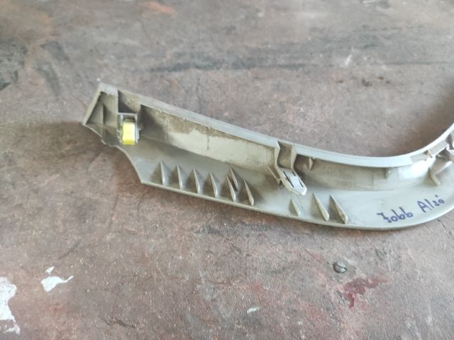 bontott TOYOTA COROLLA Jobb Alsó Műszerfal Burkolat