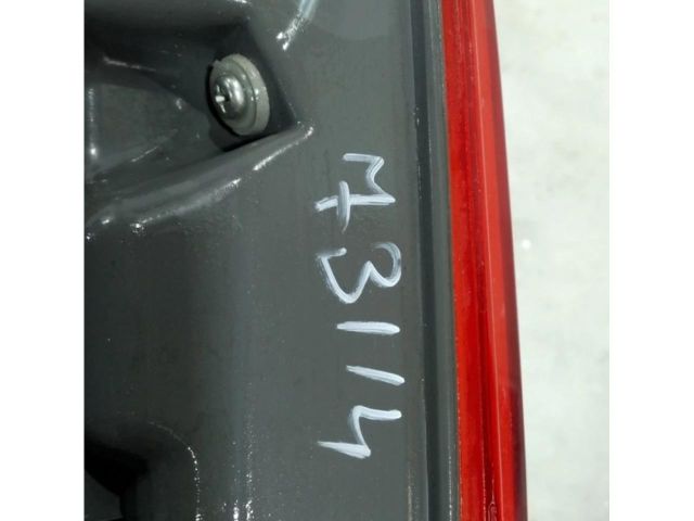 bontott TOYOTA COROLLA Jobb Belső Hátsó Lámpa