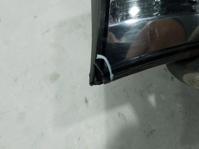 bontott TOYOTA COROLLA Jobb Belső Hátsó Lámpa