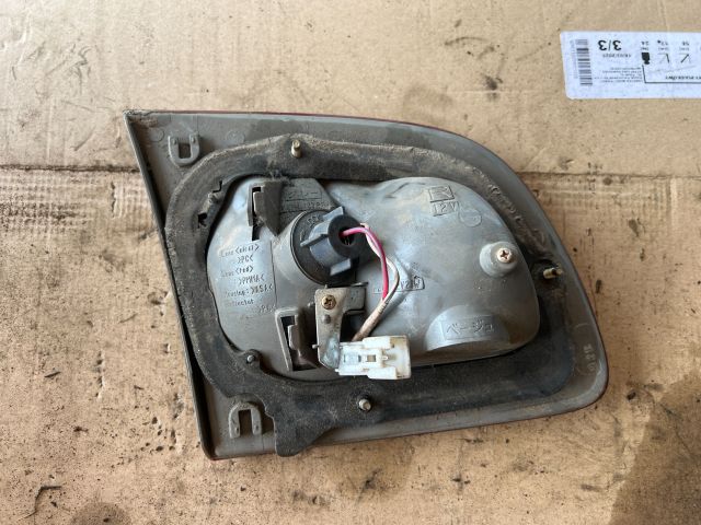 bontott TOYOTA COROLLA Jobb Belső Hátsó Lámpa