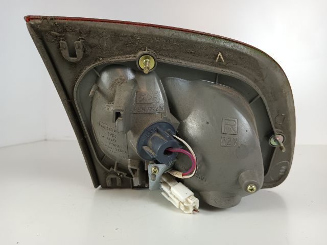 bontott TOYOTA COROLLA Jobb Belső Hátsó Lámpa