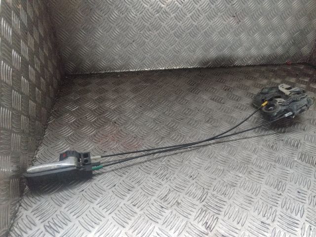 bontott TOYOTA COROLLA Jobb Csomagtérajtó Zárszerkezet