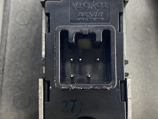 bontott TOYOTA COROLLA Jobb első Ablakemelő Kapcsoló