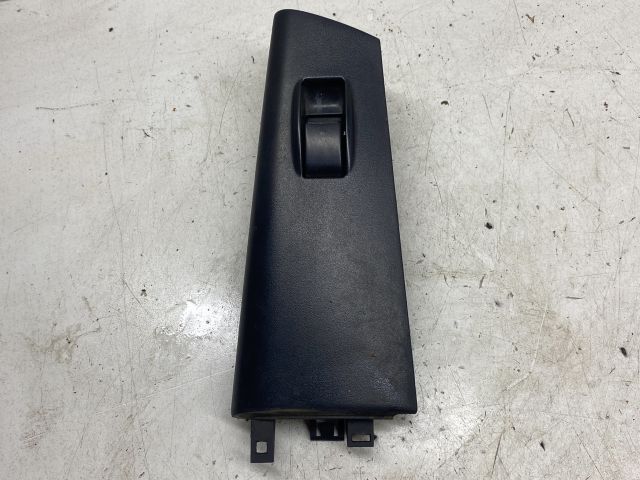 bontott TOYOTA COROLLA Jobb első Ablakemelő Kapcsoló