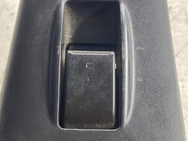 bontott TOYOTA COROLLA Jobb első Ablakemelő Kapcsoló