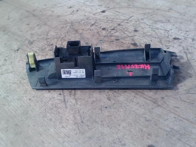 bontott TOYOTA COROLLA Jobb első Ablakemelő Kapcsoló