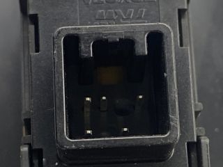 bontott TOYOTA COROLLA Jobb első Ablakemelő Kapcsoló