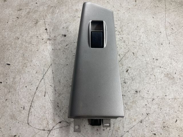 bontott TOYOTA COROLLA Jobb első Ablakemelő Kapcsoló