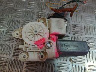 bontott TOYOTA COROLLA Jobb első Ablakemelő Motor