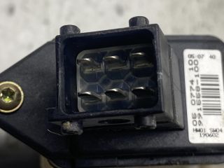 bontott TOYOTA COROLLA Jobb első Ablakemelő Motor