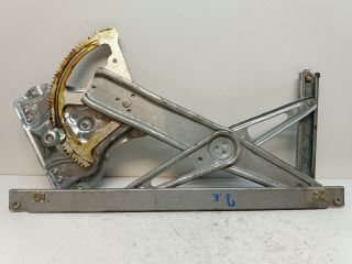 bontott TOYOTA COROLLA Jobb első Ablakemelő Szerkezet (Elektromos)