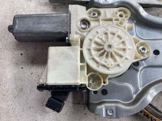 bontott TOYOTA COROLLA Jobb első Ablakemelő Szerkezet (Elektromos)