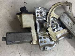 bontott TOYOTA COROLLA Jobb első Ablakemelő Szerkezet (Elektromos)